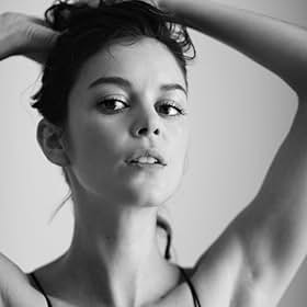 Nora Zehetner